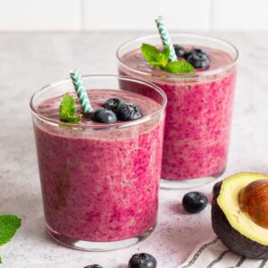 avocado blueberry smoothie