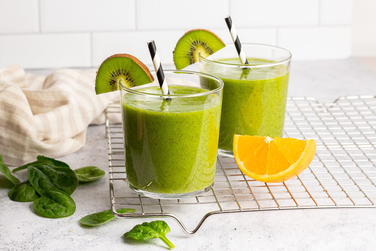 kiwi spinach smoothie